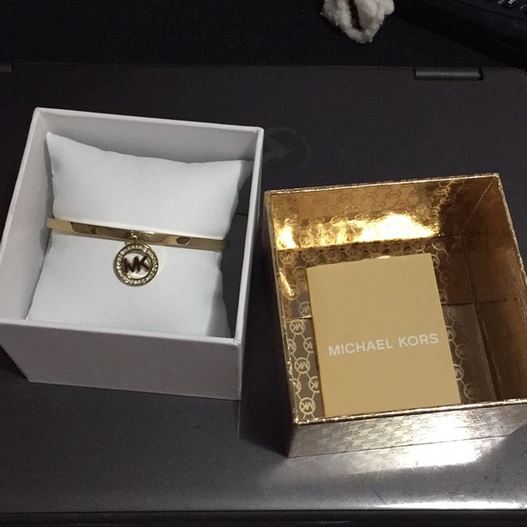 Michael Kors bracelet - Picture 1 of 2
